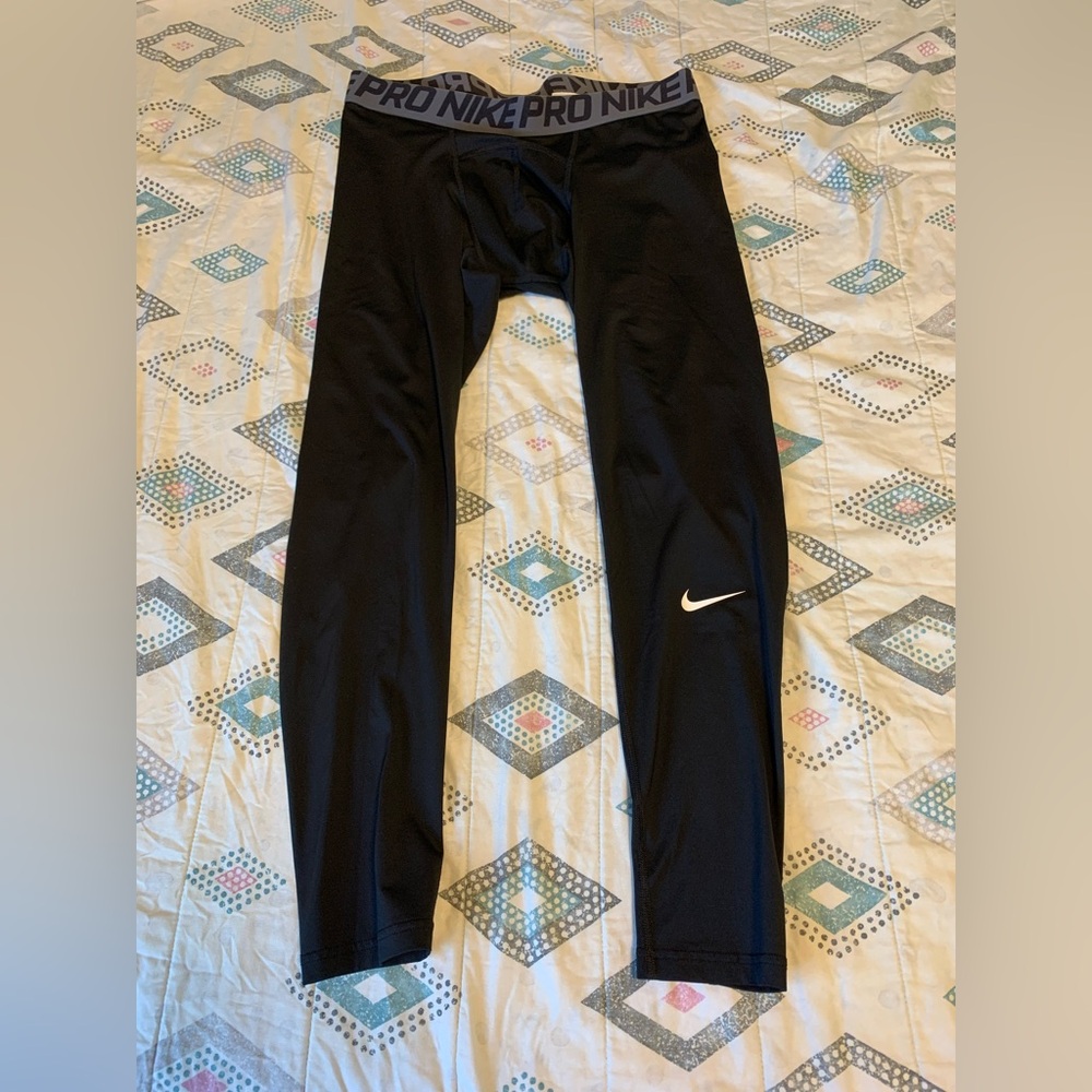 Nike - Pro Dri-FIT Compression Leggings